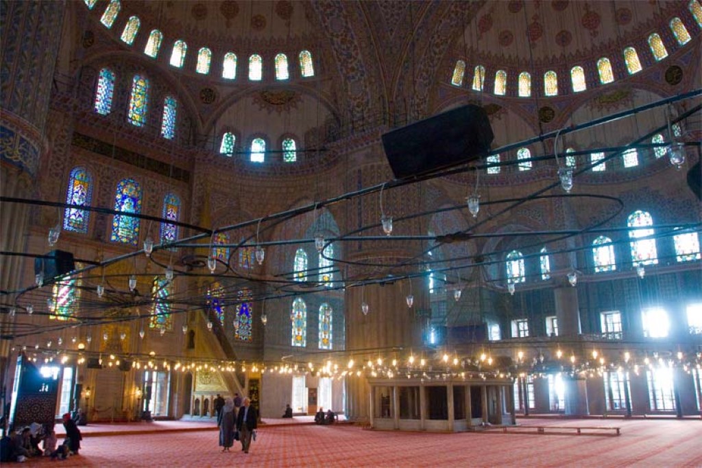 blue mosque interior three