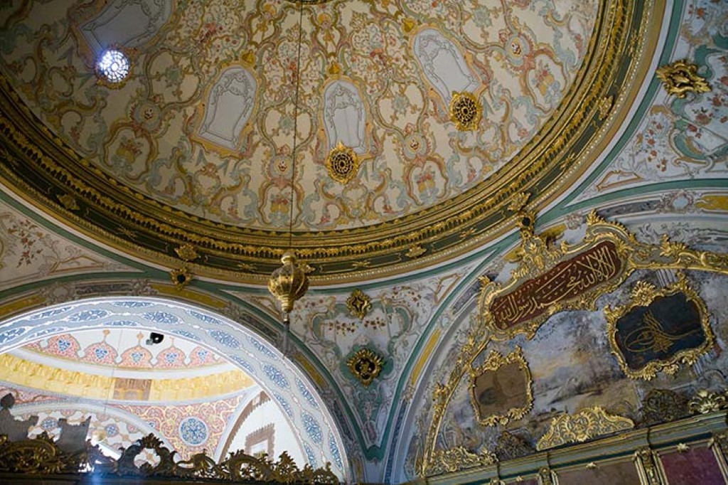 Walls And Ceiling