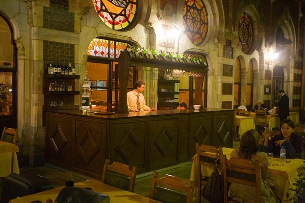 Orient Express Restaurant Bar