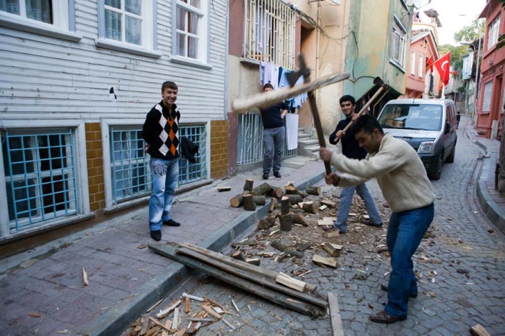 turks chopping wood